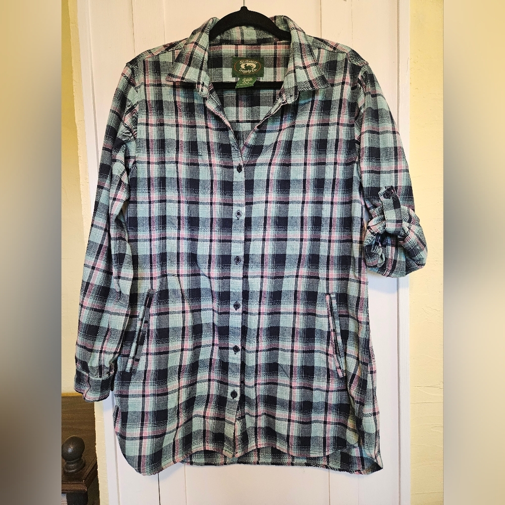 Stillwater supply Co. plaid button down tunic size Large